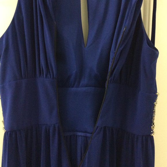 Laura Petite royal blue maxi key hole neck line dress - Picture 6 of 9